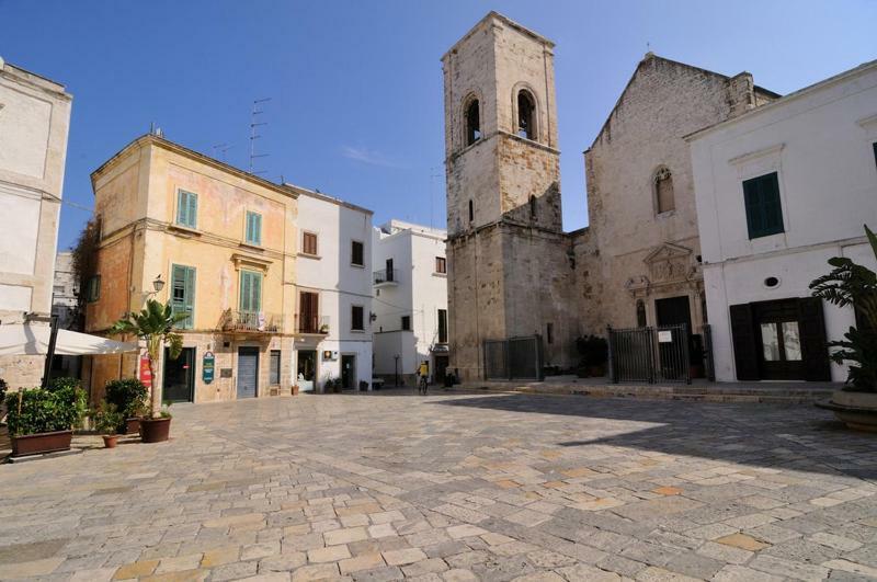 Teti Holiday Home Polignano a Mare Bagian luar foto